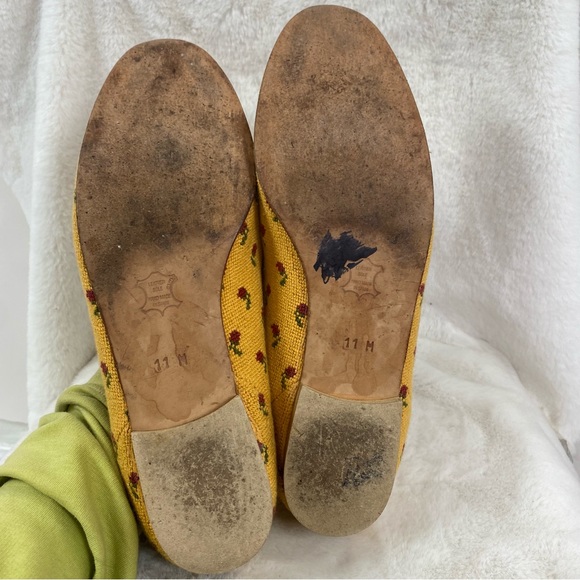 Zalo Vintage Zalo Yellow & Red Rose Needlepoint Flats size 11 - Picture 13 of 16
